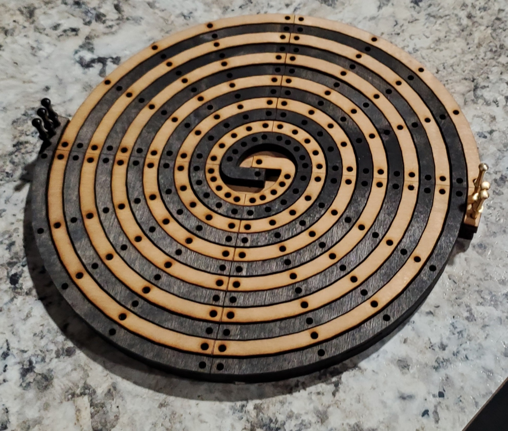 Twisted Spiral Cribbage Board - 2 Players - Large
